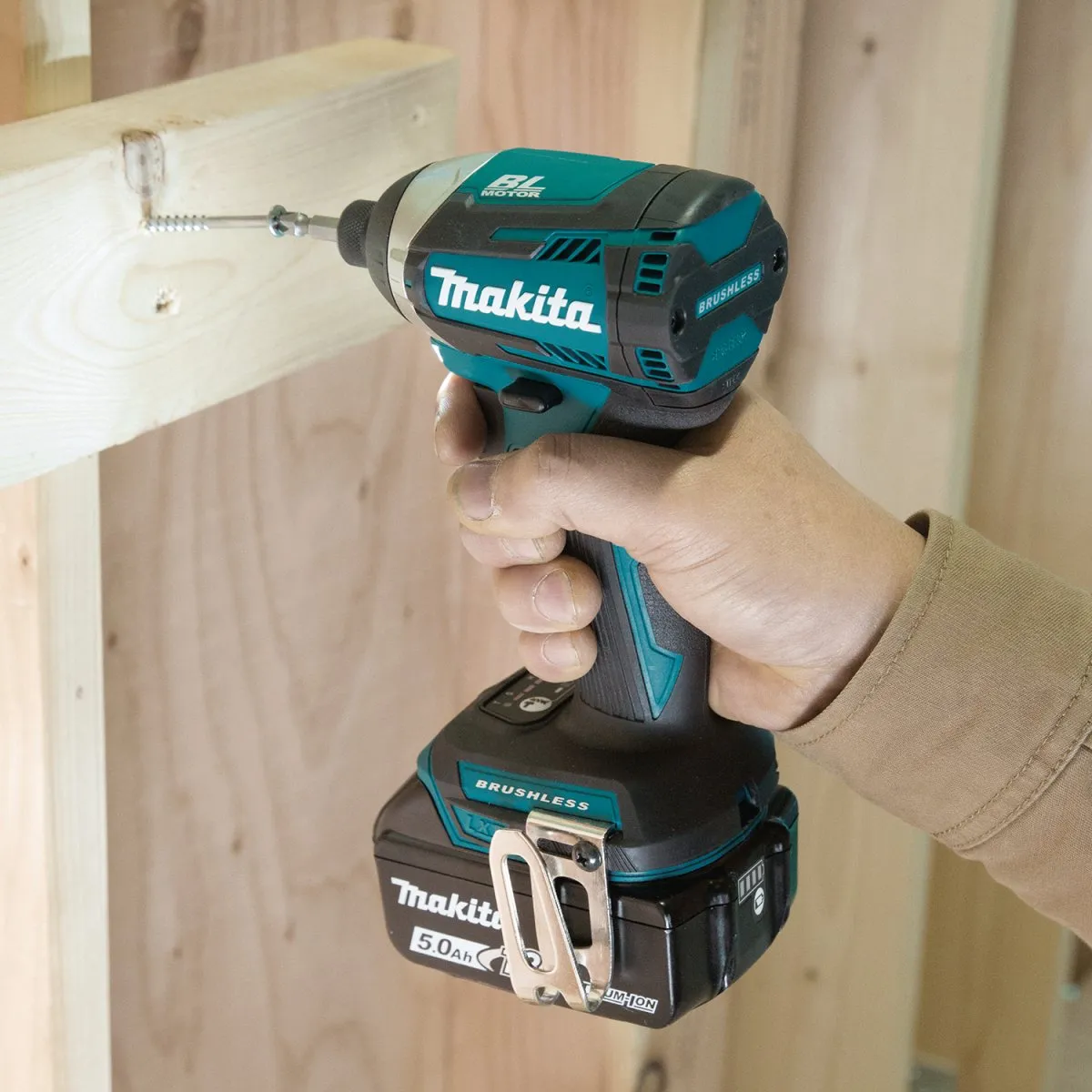 18V LXT® Lithium‑Ion Brushless Cordless Quick‑Shift Mode™ 3‑Speed Impact Driver