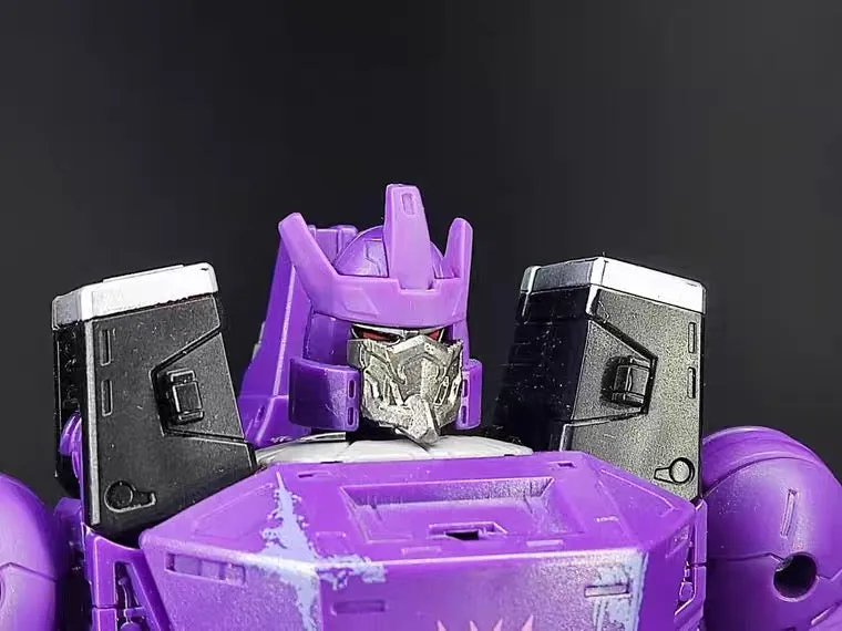 BDT Studio BDT-24/25 BDT24/25 Weapon Set / Samurai Mask for Kingdom Galvatron / Netflix Bumblebee Upgrade Kit