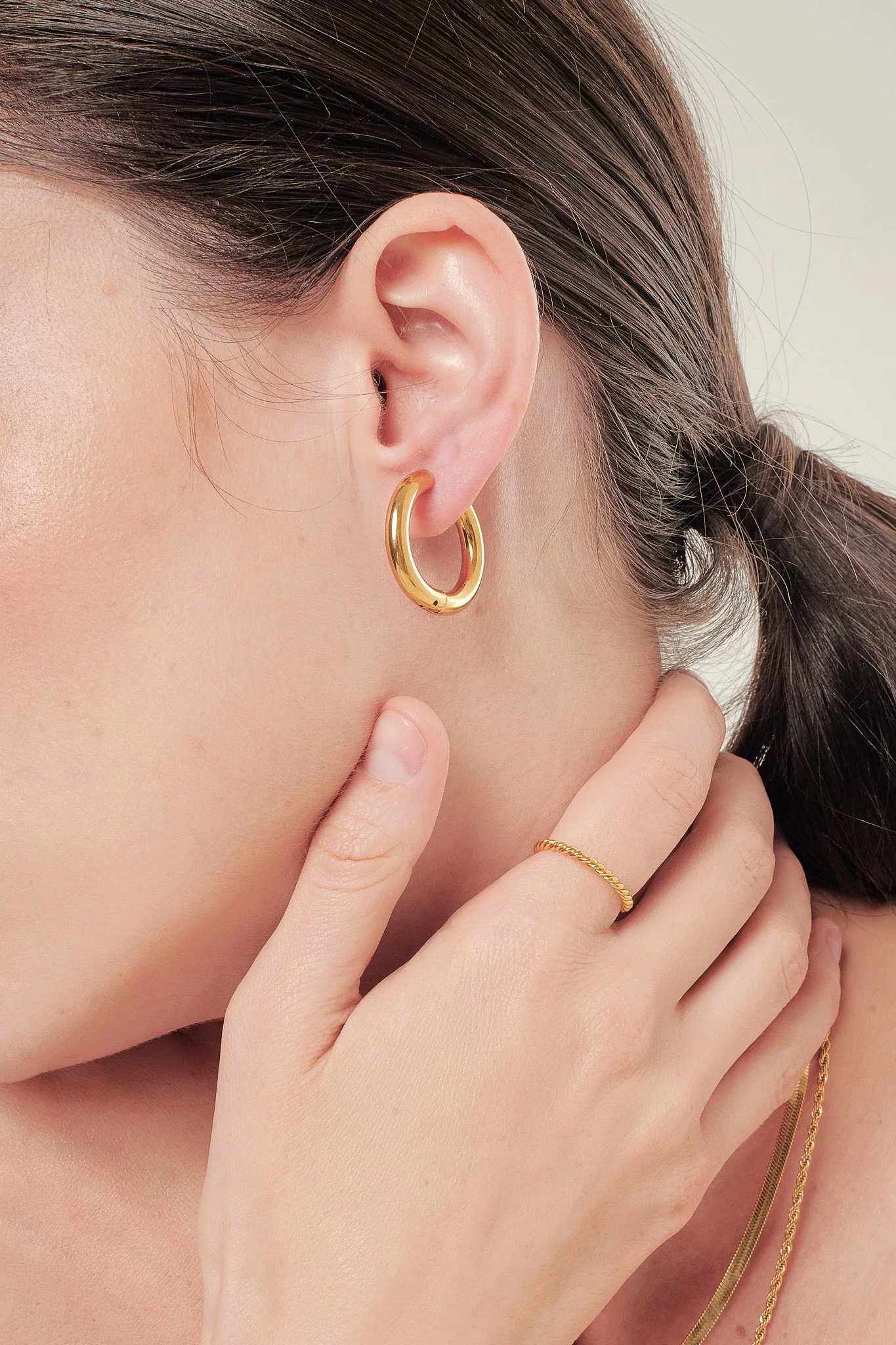 Blanca Bold Essential Hoop Earrings