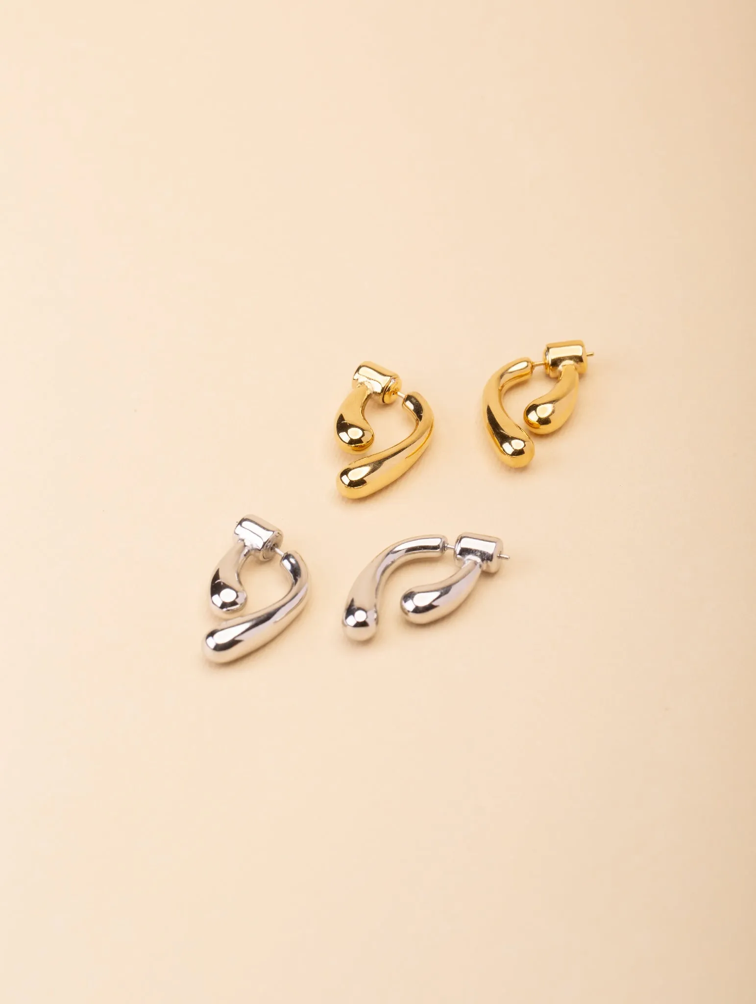 Flow Droplet Stud Earrings