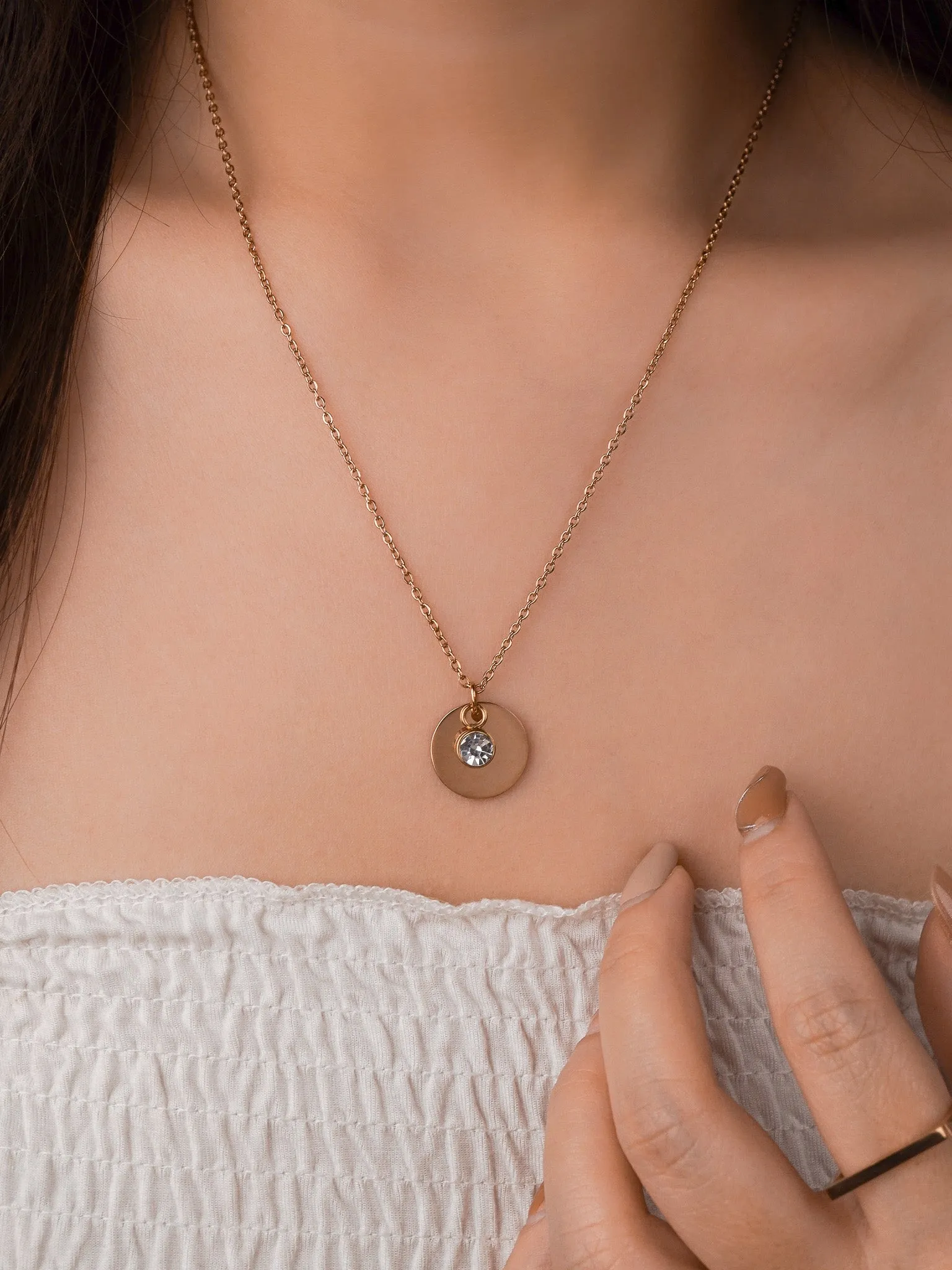 Round Pendant Engravable Necklace